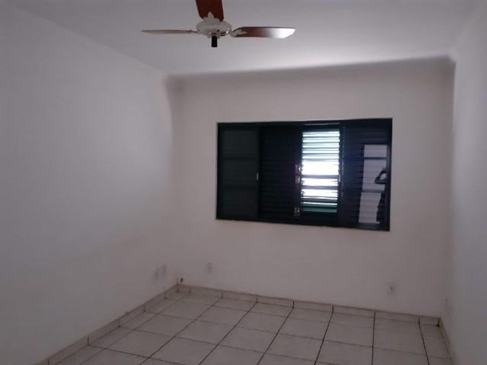 Casa à venda com 3 quartos, 180m² - Foto 9