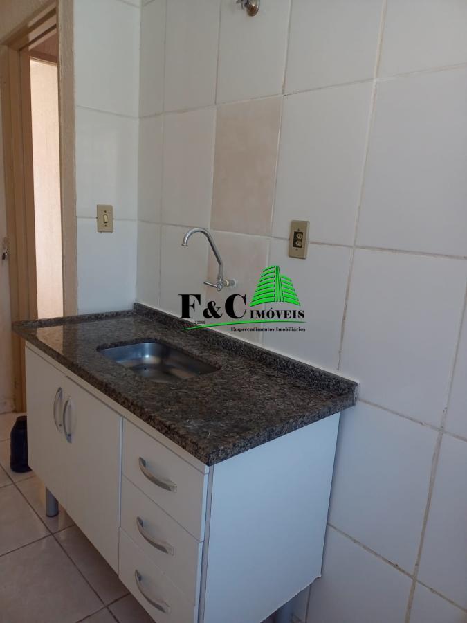 Apartamento à venda com 2 quartos, 44m² - Foto 1