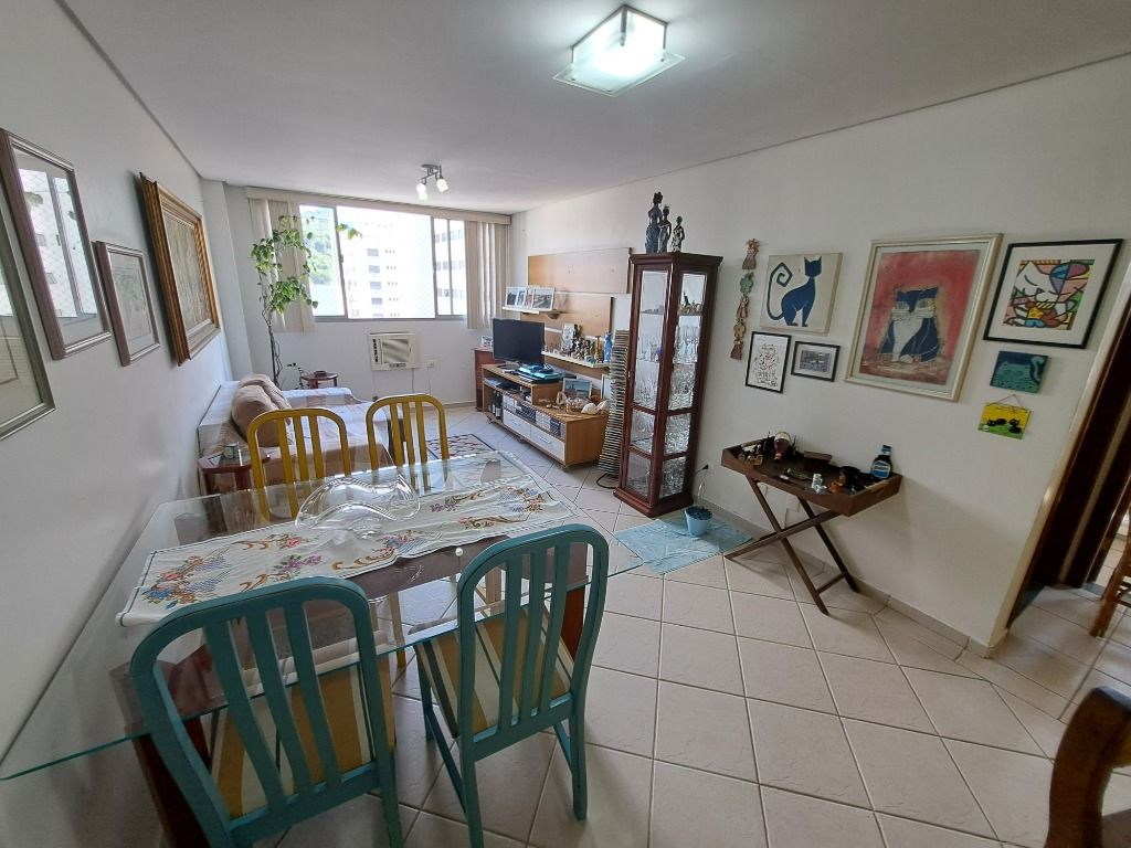 Apartamento à venda com 2 quartos, 75m² - Foto 4