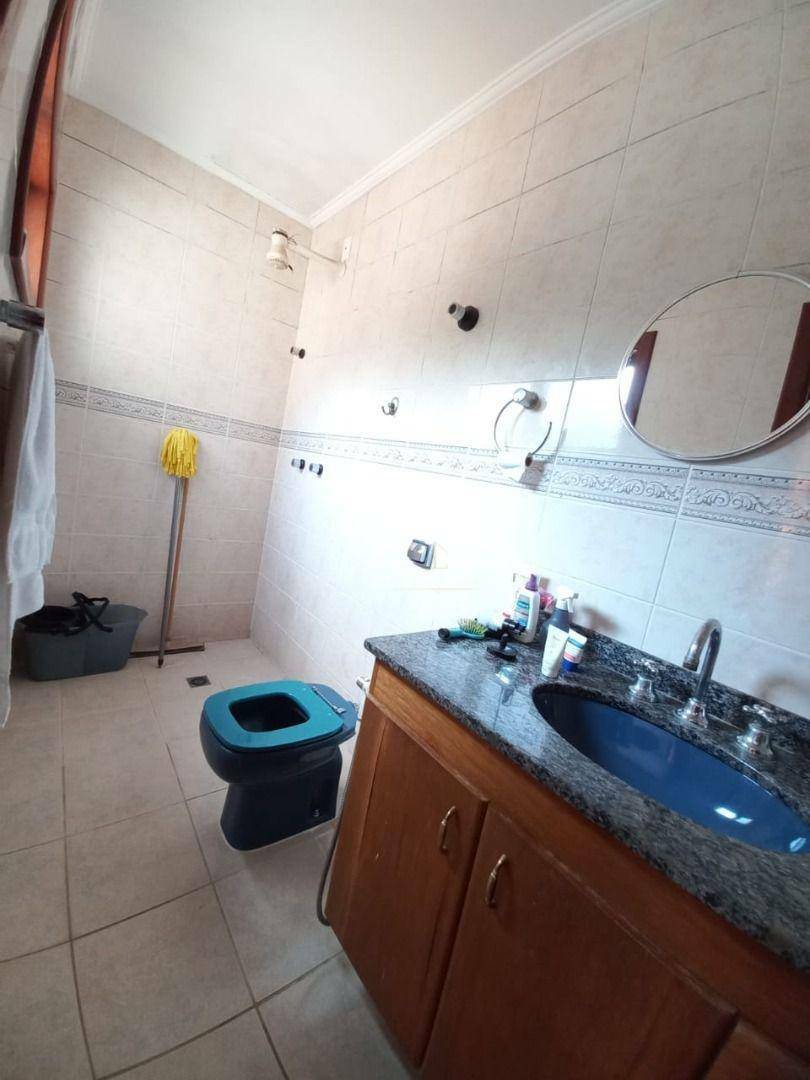 Casa de Condomínio à venda com 3 quartos, 420m² - Foto 22