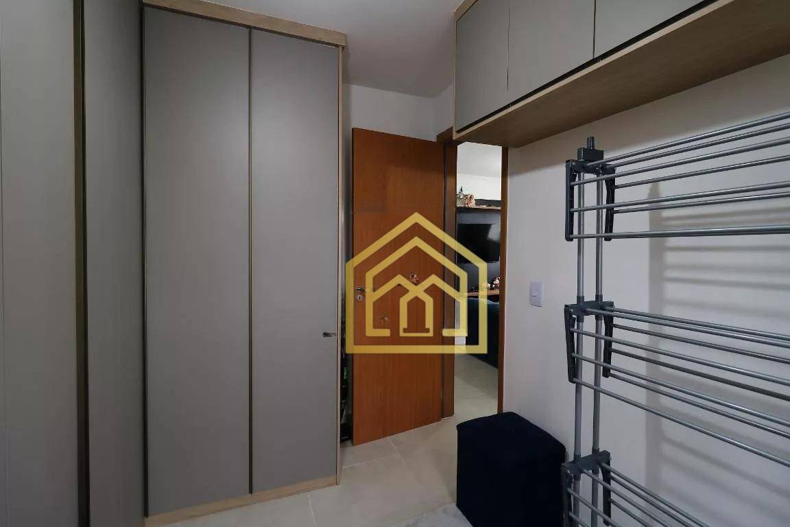 Apartamento à venda com 2 quartos, 44m² - Foto 4