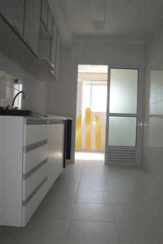 Apartamento à venda com 3 quartos, 94m² - Foto 15