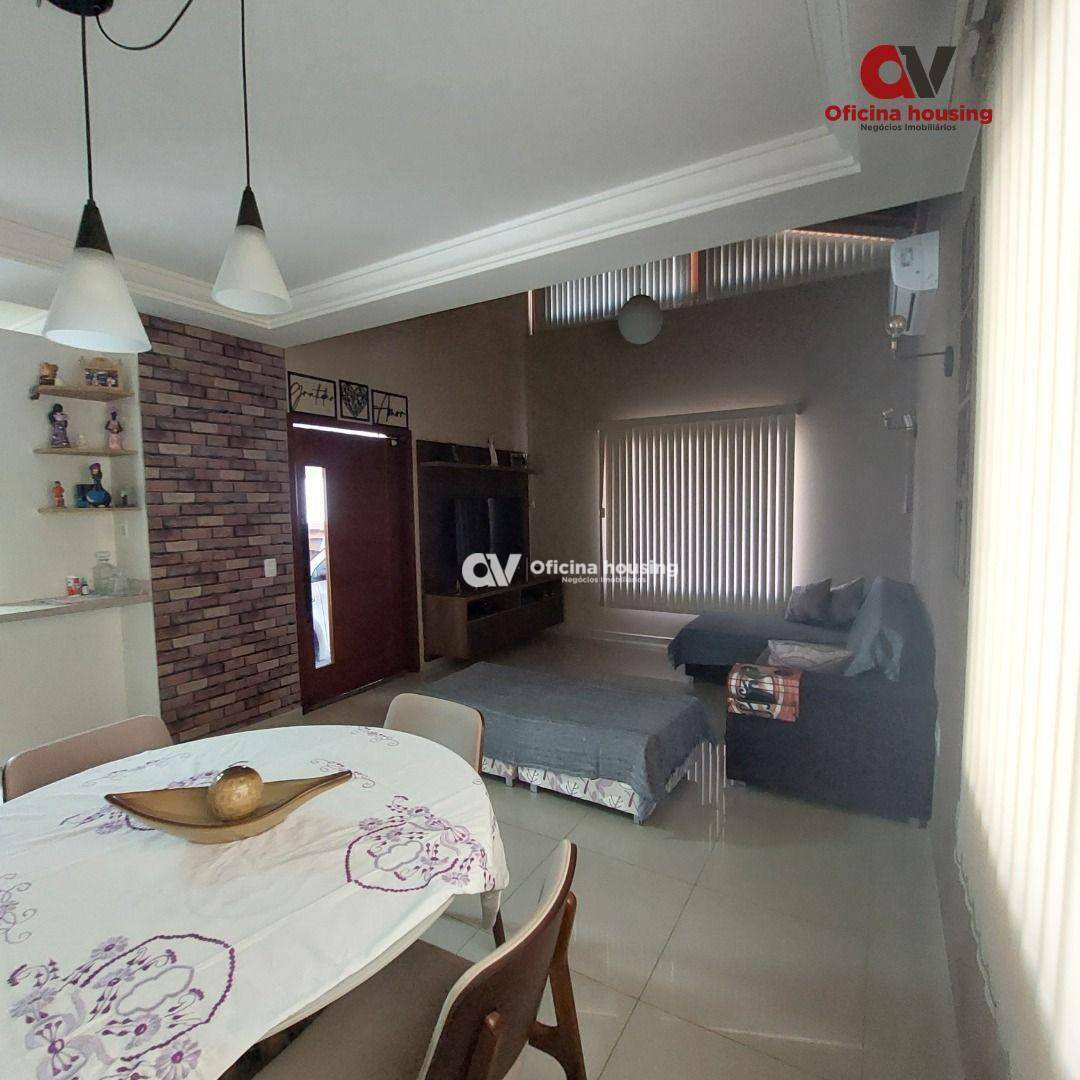 Casa à venda com 3 quartos, 218m² - Foto 12