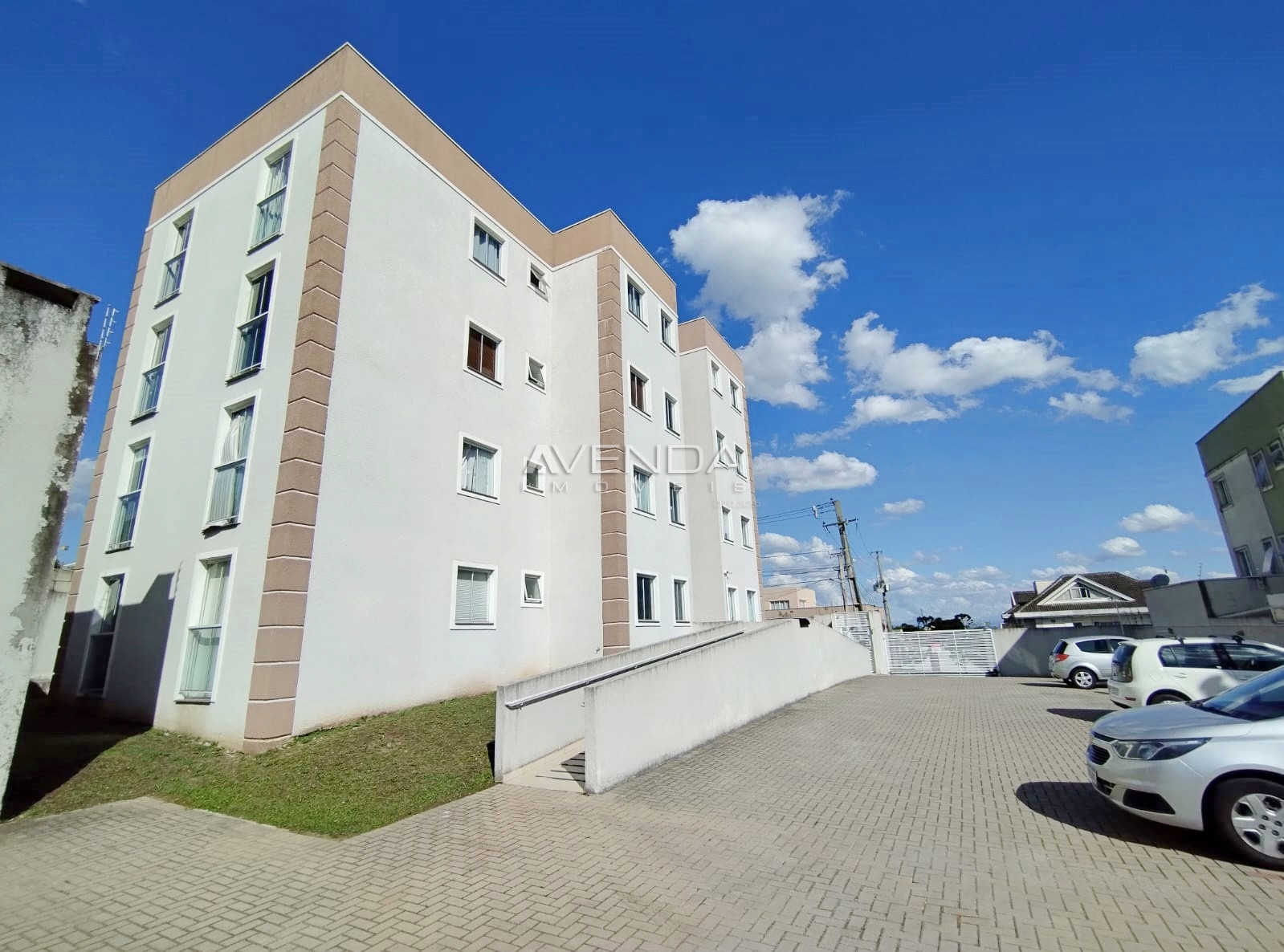 Apartamento à venda com 2 quartos, 44m² - Foto 2