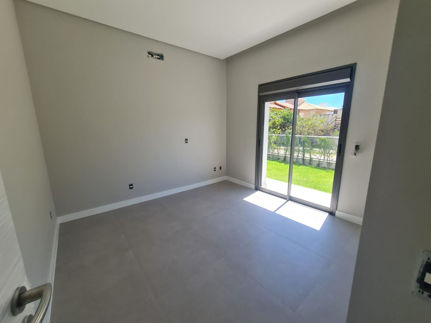 Apartamento à venda com 2 quartos, 68m² - Foto 9