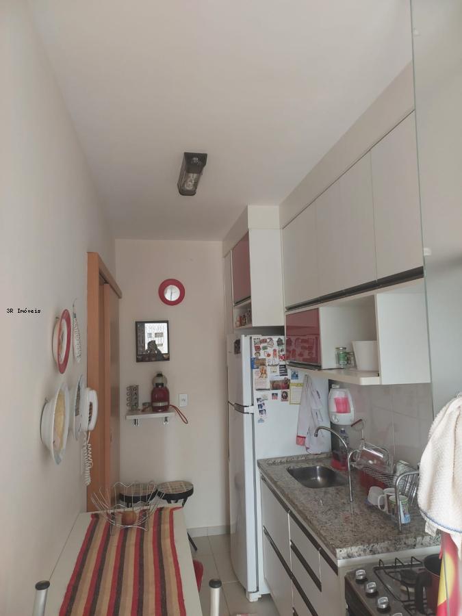 Apartamento à venda com 2 quartos, 60m² - Foto 10