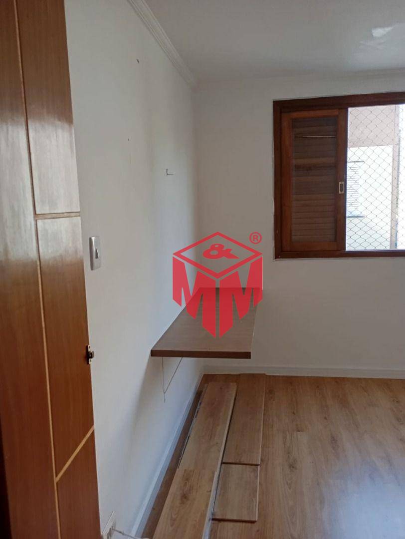 Apartamento à venda com 2 quartos, 76m² - Foto 10