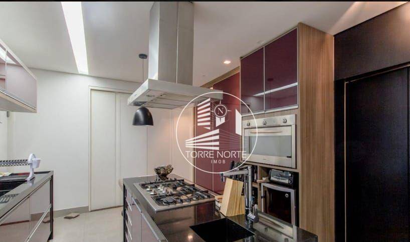 Apartamento à venda com 2 quartos, 240m² - Foto 11