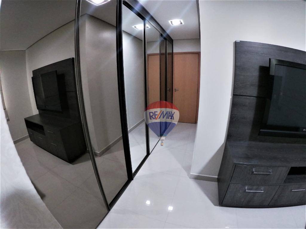 Apartamento à venda com 3 quartos, 140m² - Foto 3