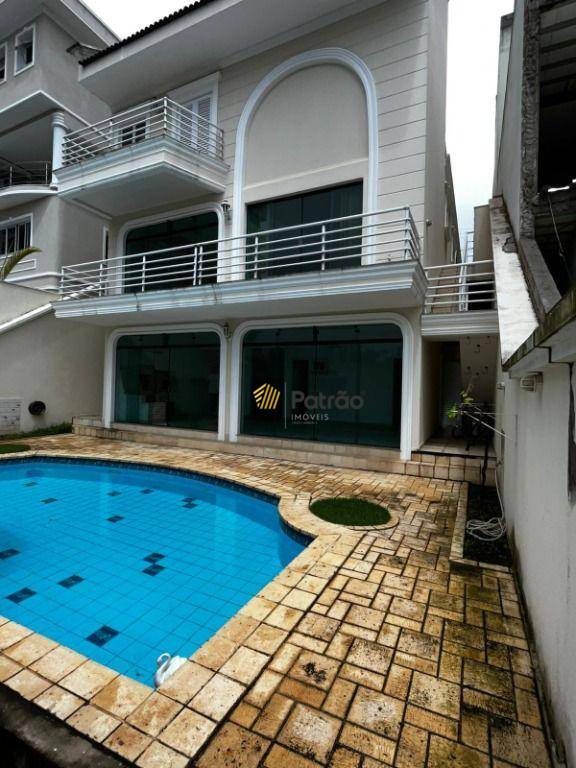 Sobrado, 3 quartos, 332 m² - Foto 1