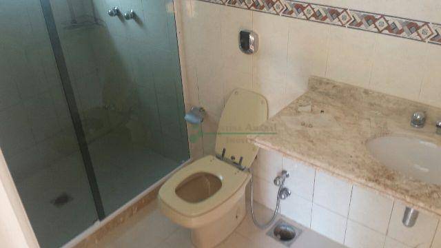 Casa de Condomínio à venda com 3 quartos, 450m² - Foto 12