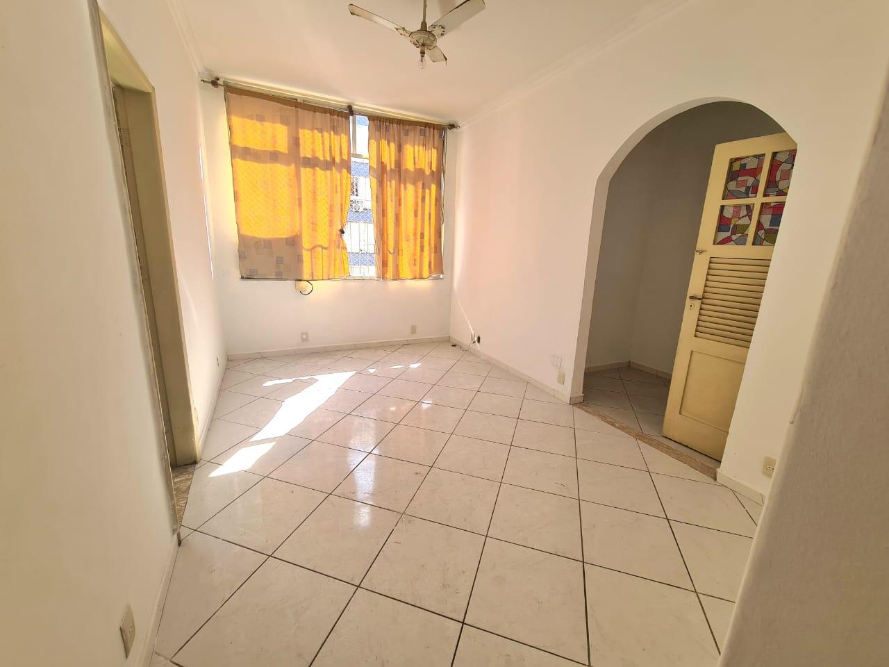 Apartamento à venda com 1 quarto, 40m² - Foto 3