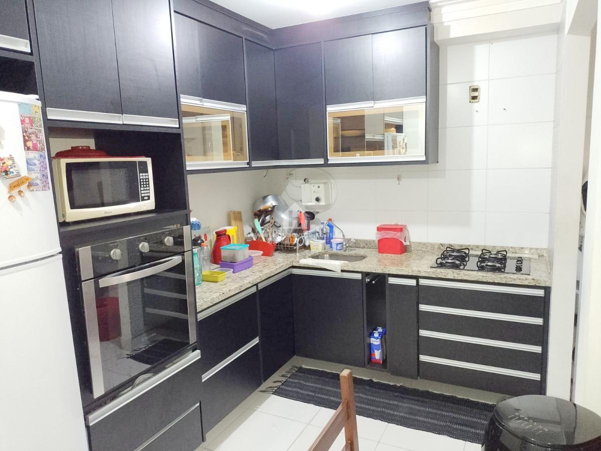 Apartamento à venda com 3 quartos, 99m² - Foto 2