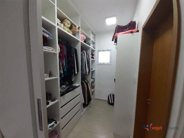 Sobrado à venda com 3 quartos, 290m² - Foto 2