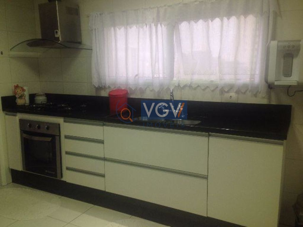 Apartamento à venda com 3 quartos, 125m² - Foto 7