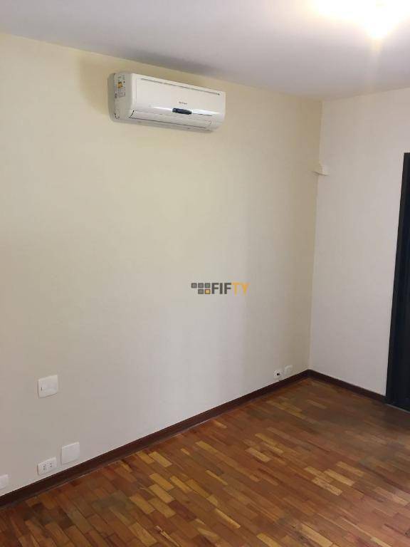 Apartamento à venda com 4 quartos, 245m² - Foto 14