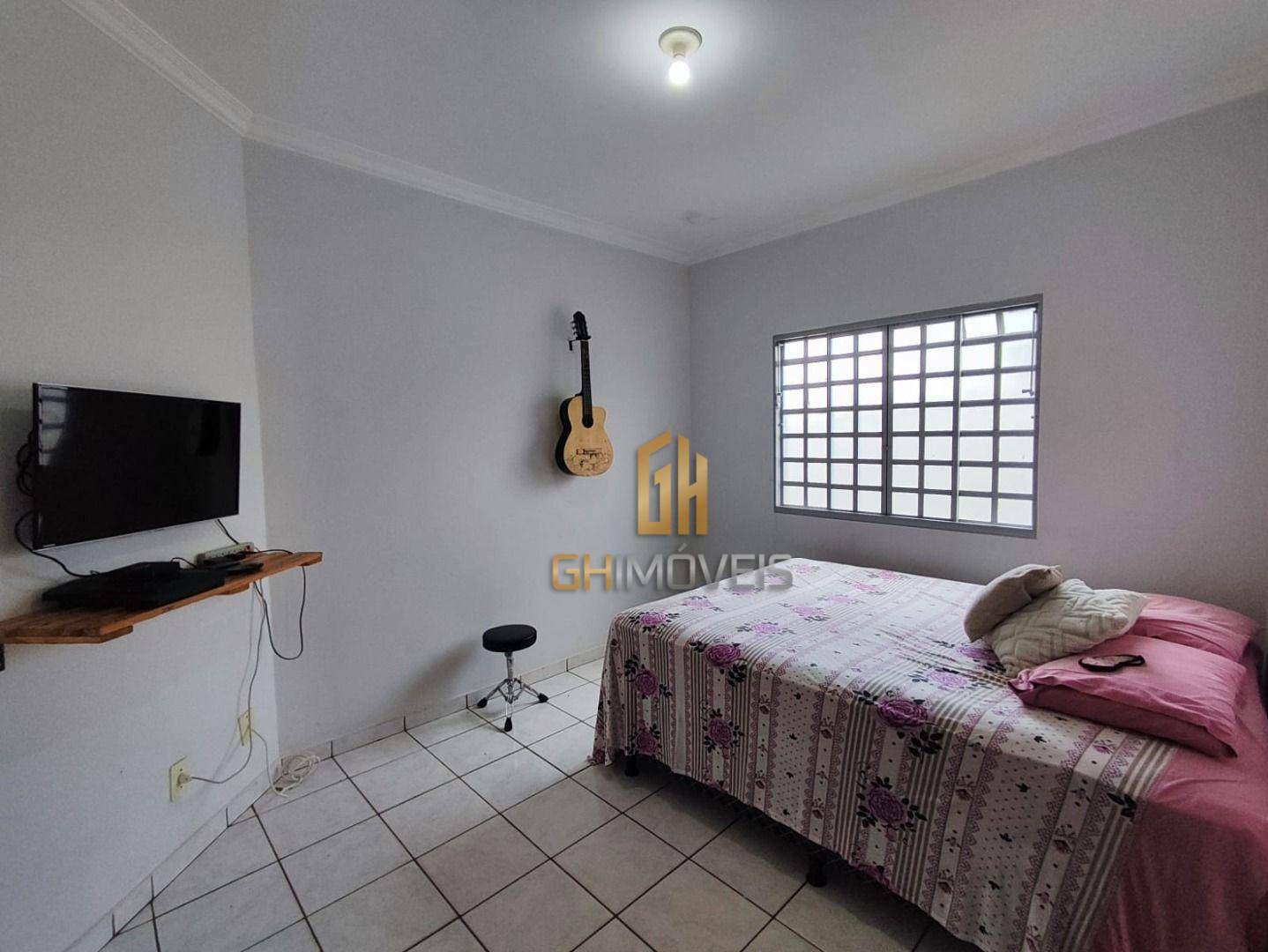 Casa à venda com 3 quartos, 220m² - Foto 6