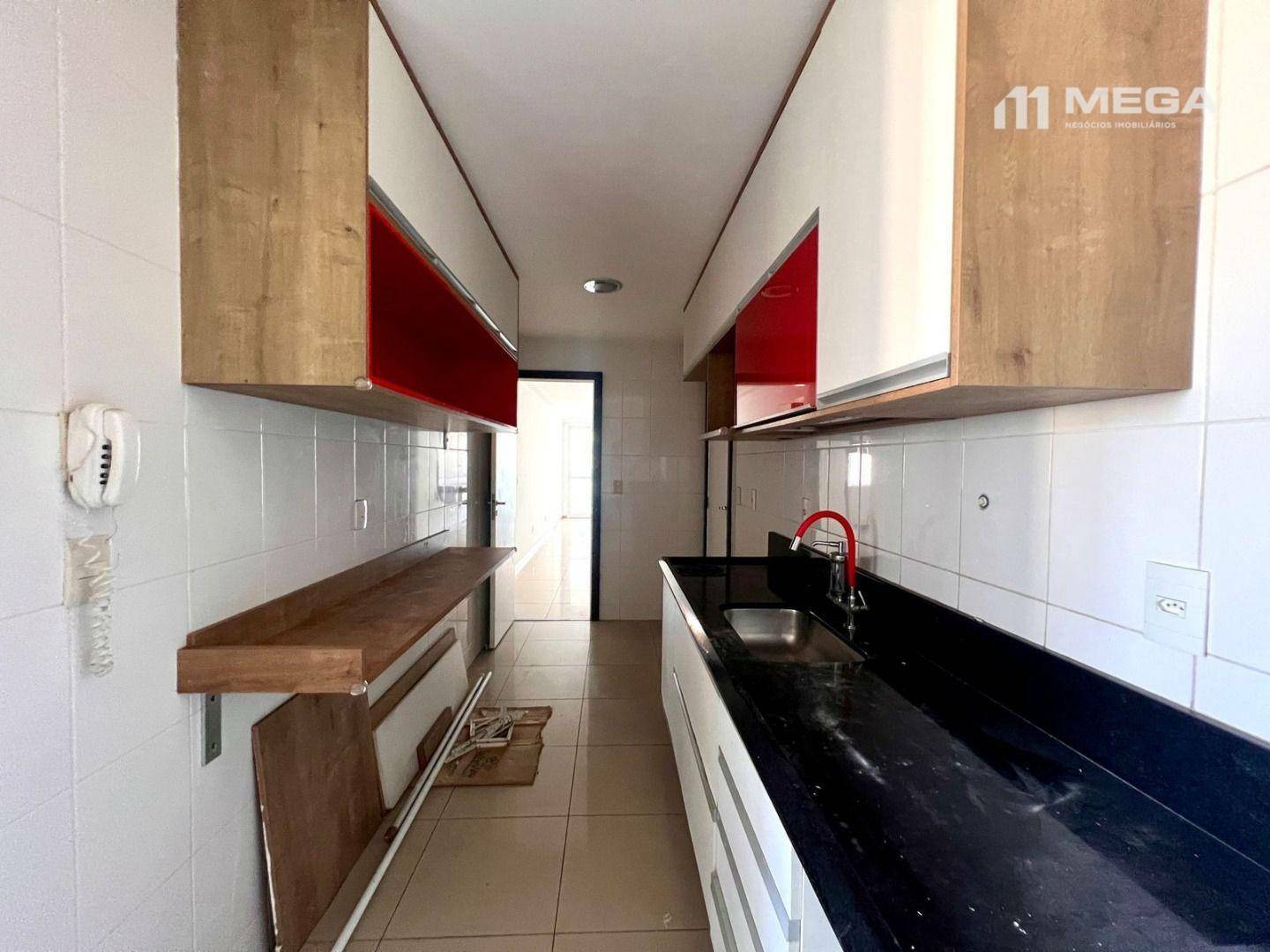 Apartamento à venda com 3 quartos, 93m² - Foto 4