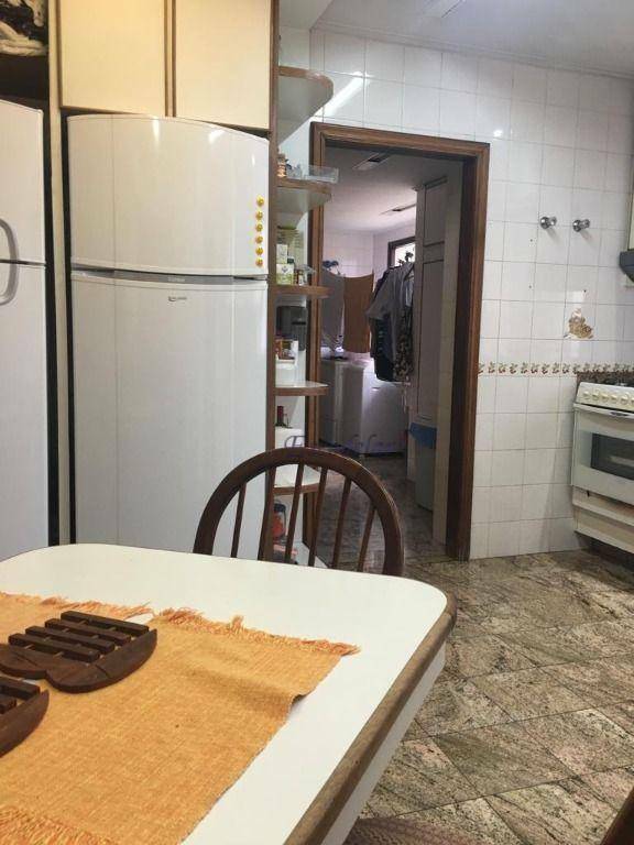 Apartamento à venda com 4 quartos, 300m² - Foto 41