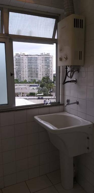 Apartamento à venda com 2 quartos, 60m² - Foto 8