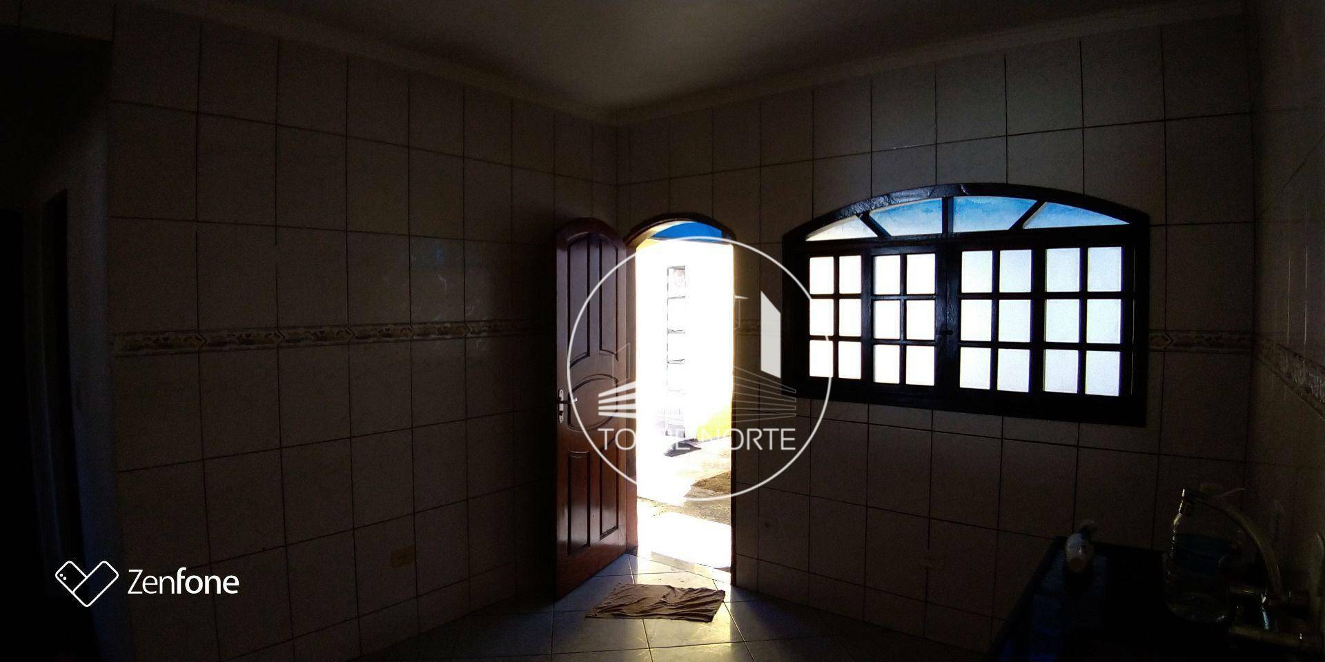 Sobrado à venda com 4 quartos, 200m² - Foto 7