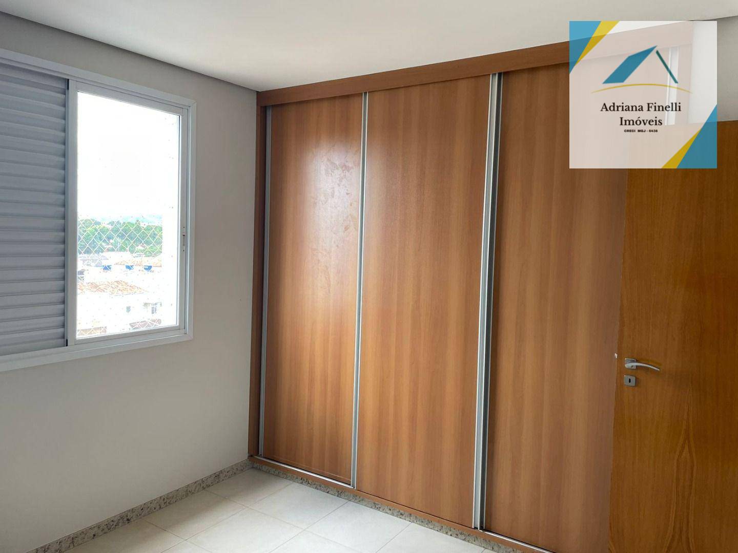 Apartamento à venda com 3 quartos, 82m² - Foto 10