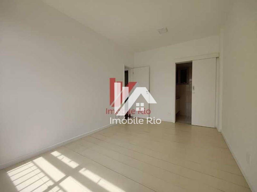 Apartamento à venda com 3 quartos, 142m² - Foto 11
