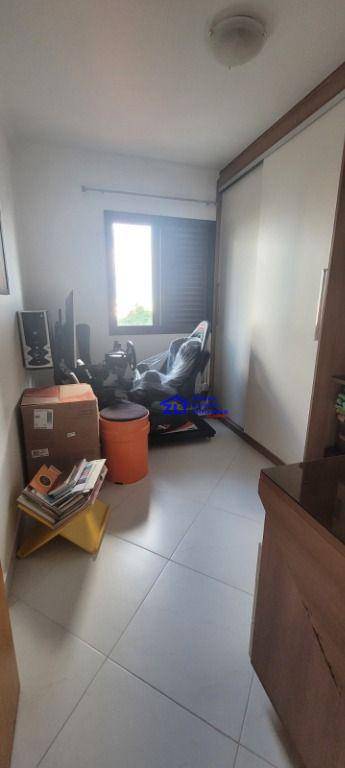 Apartamento à venda com 3 quartos, 82m² - Foto 14