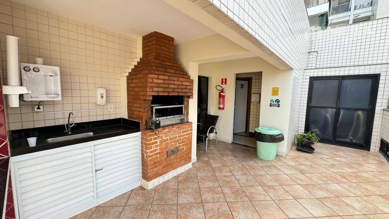 Apartamento à venda com 3 quartos, 189m² - Foto 17