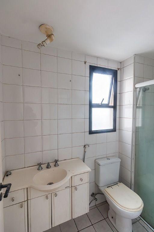 Apartamento à venda com 2 quartos, 60m² - Foto 7