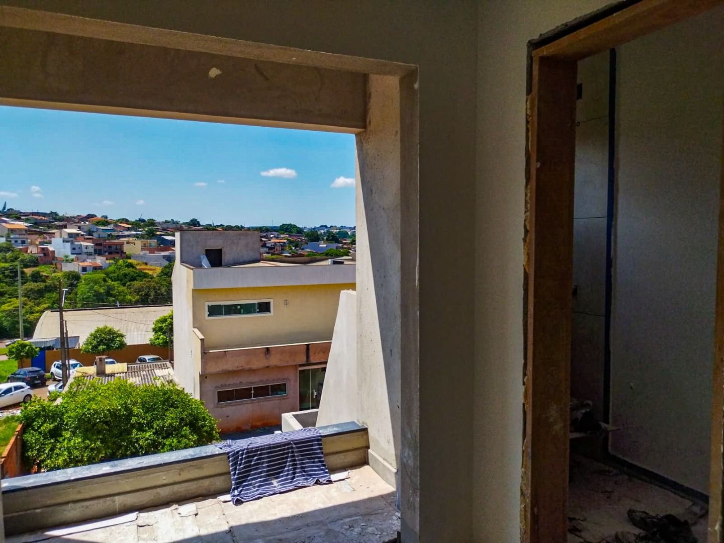 Sobrado à venda com 3 quartos, 200m² - Foto 25