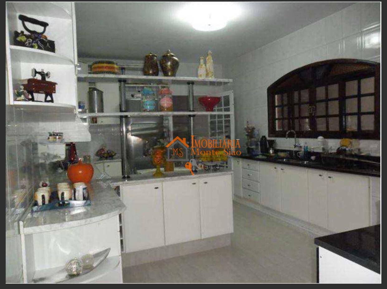 Sobrado à venda com 3 quartos, 250m² - Foto 11