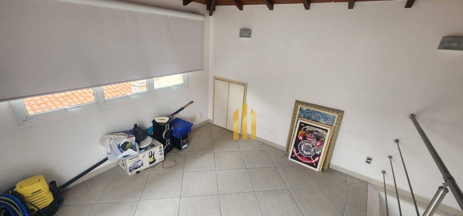 Sobrado à venda e aluguel com 3 quartos, 200m² - Foto 8