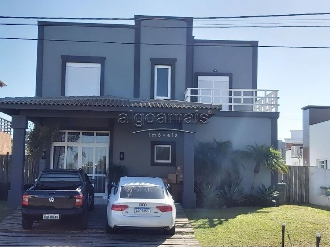 Casa de Condomínio à venda com 4 quartos, 195m² - Foto 1