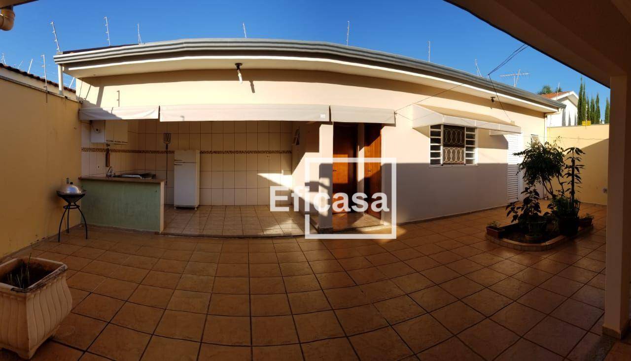 Casa à venda com 3 quartos, 220m² - Foto 14