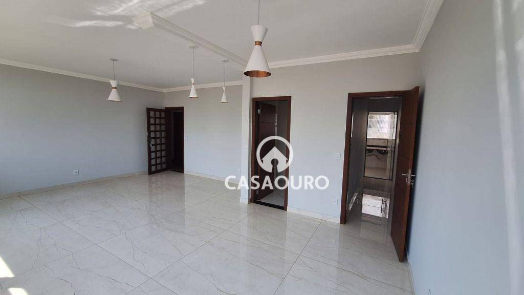 Apartamento à venda com 4 quartos, 160m² - Foto 5