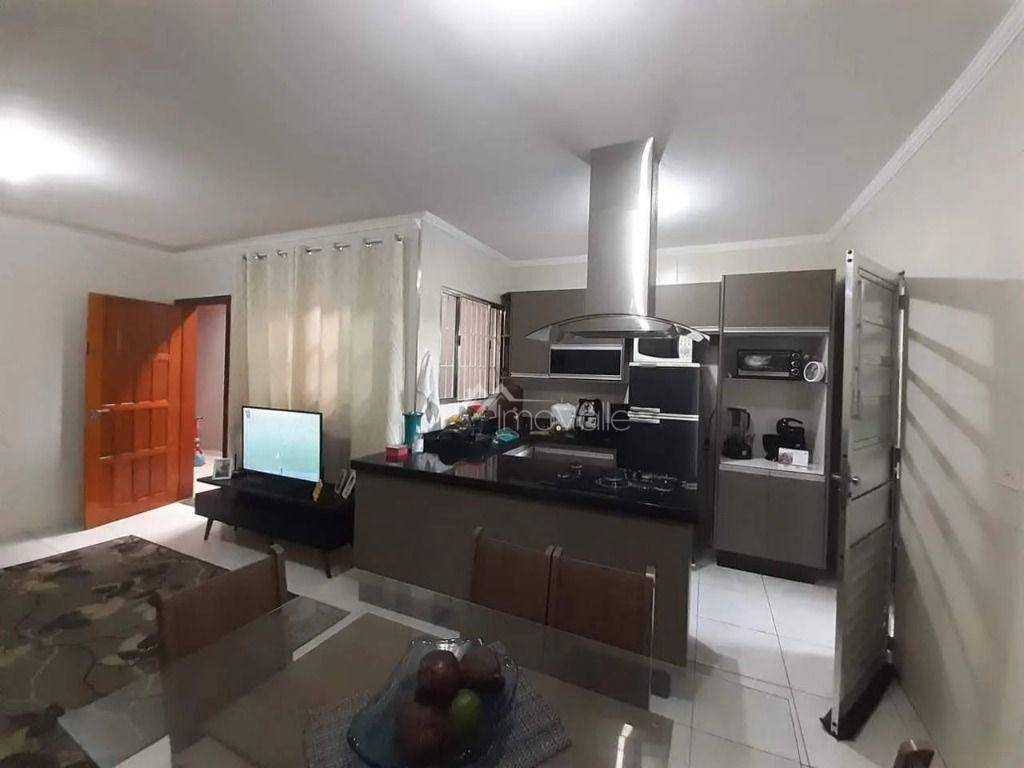 Casa à venda com 2 quartos, 176m² - Foto 3