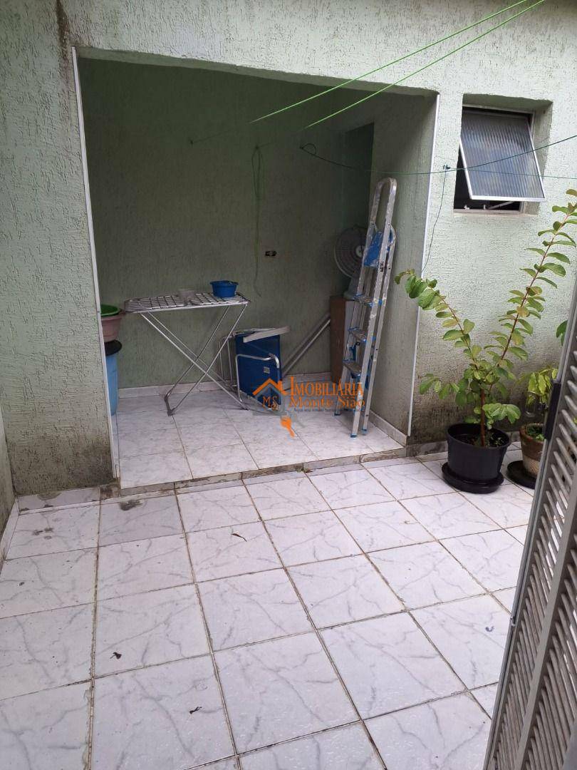 Sobrado à venda com 3 quartos, 300m² - Foto 30