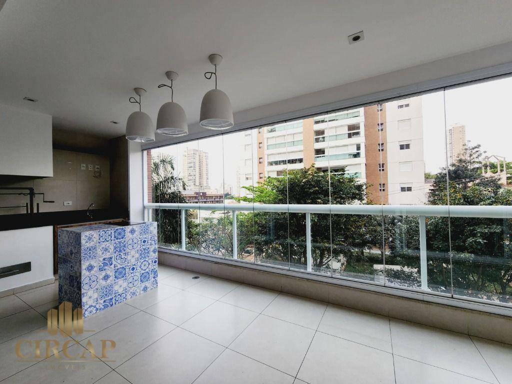 Apartamento à venda com 3 quartos, 161m² - Foto 9