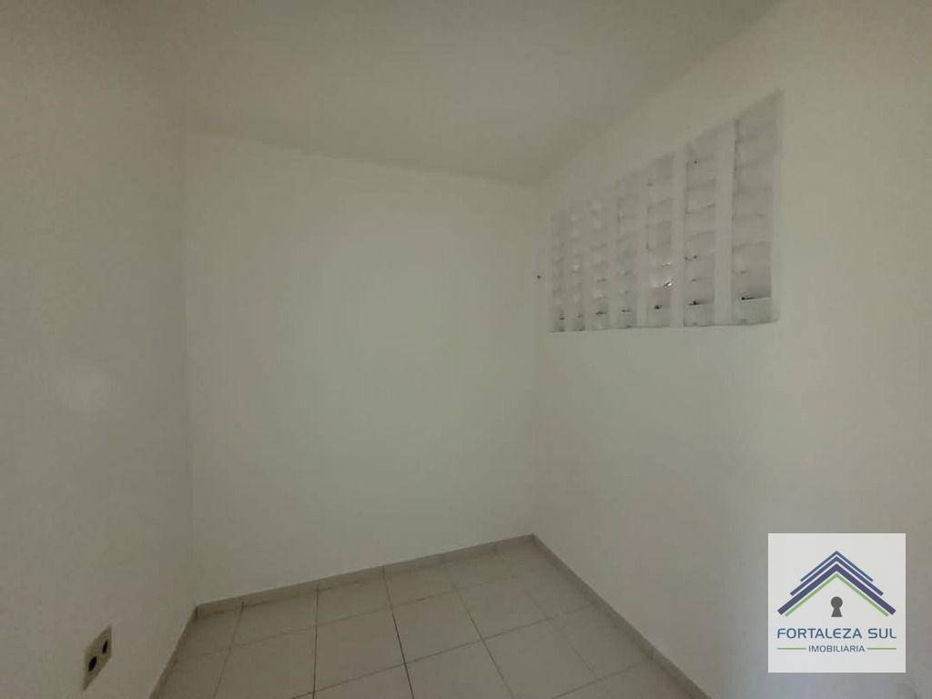 Apartamento à venda com 2 quartos, 70m² - Foto 10