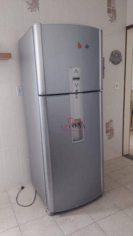 Apartamento para alugar com 2 quartos, 92m² - Foto 28