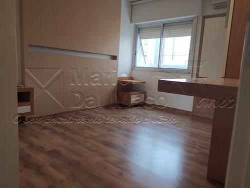 Apartamento à venda com 3 quartos, 110m² - Foto 19