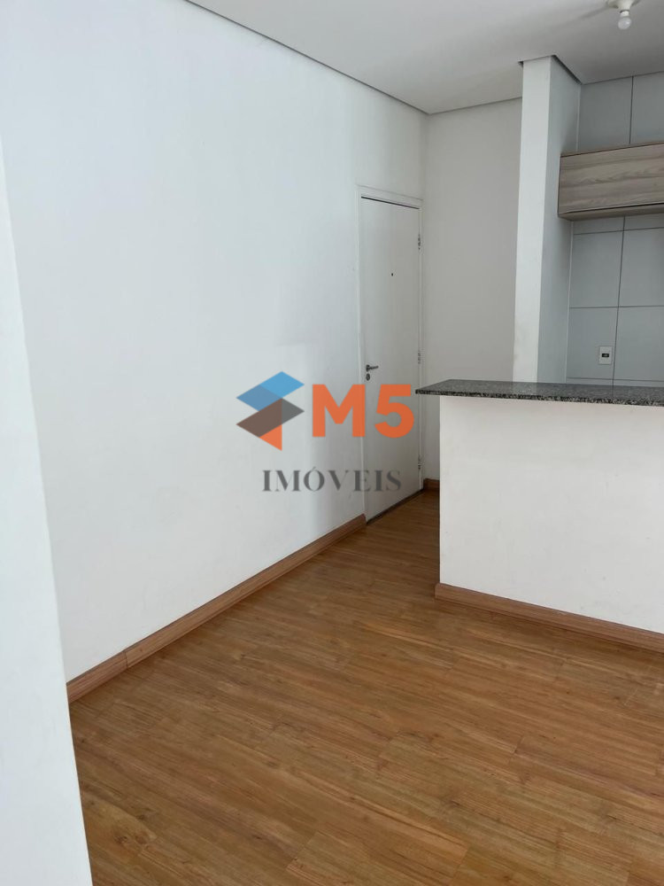 Apartamento à venda com 3 quartos, 86m² - Foto 4