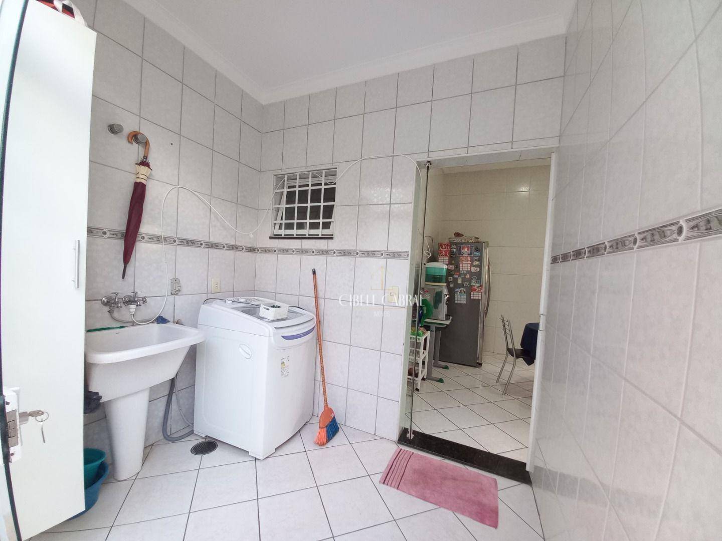 Casa de Condomínio à venda com 3 quartos, 300m² - Foto 21