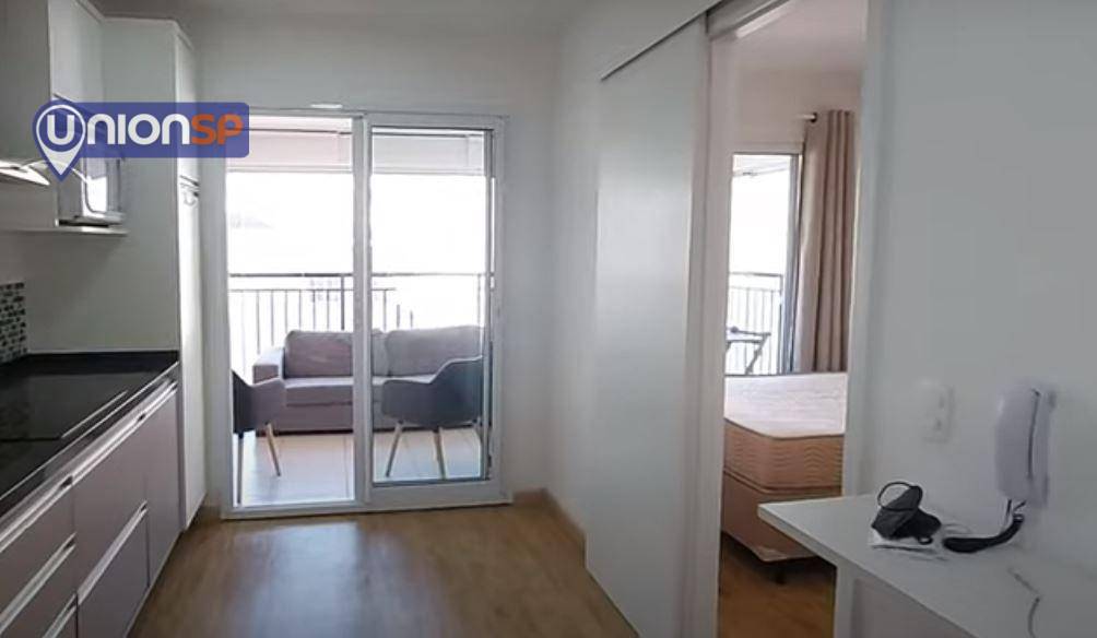 Apartamento à venda com 1 quarto, 45m² - Foto 2