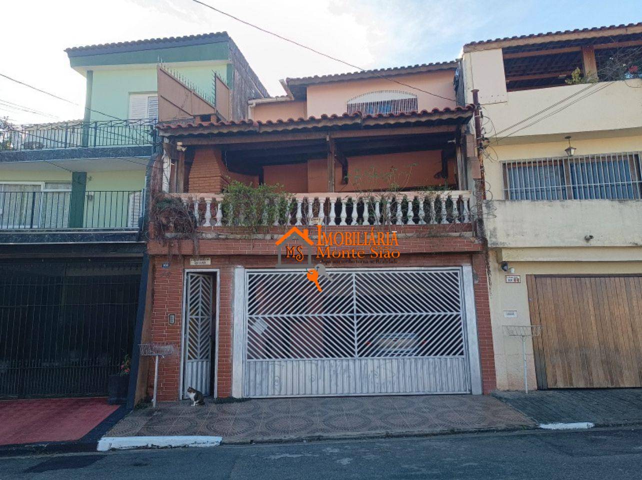 Sobrado à venda com 3 quartos, 155m² - Foto 1