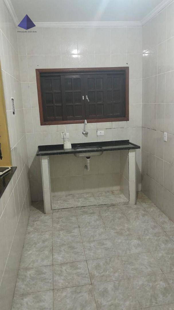 Sobrado à venda com 2 quartos, 75m² - Foto 4