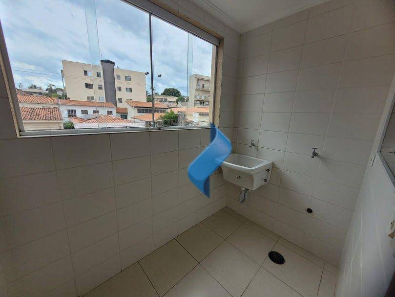 Apartamento para alugar com 2 quartos, 62m² - Foto 11