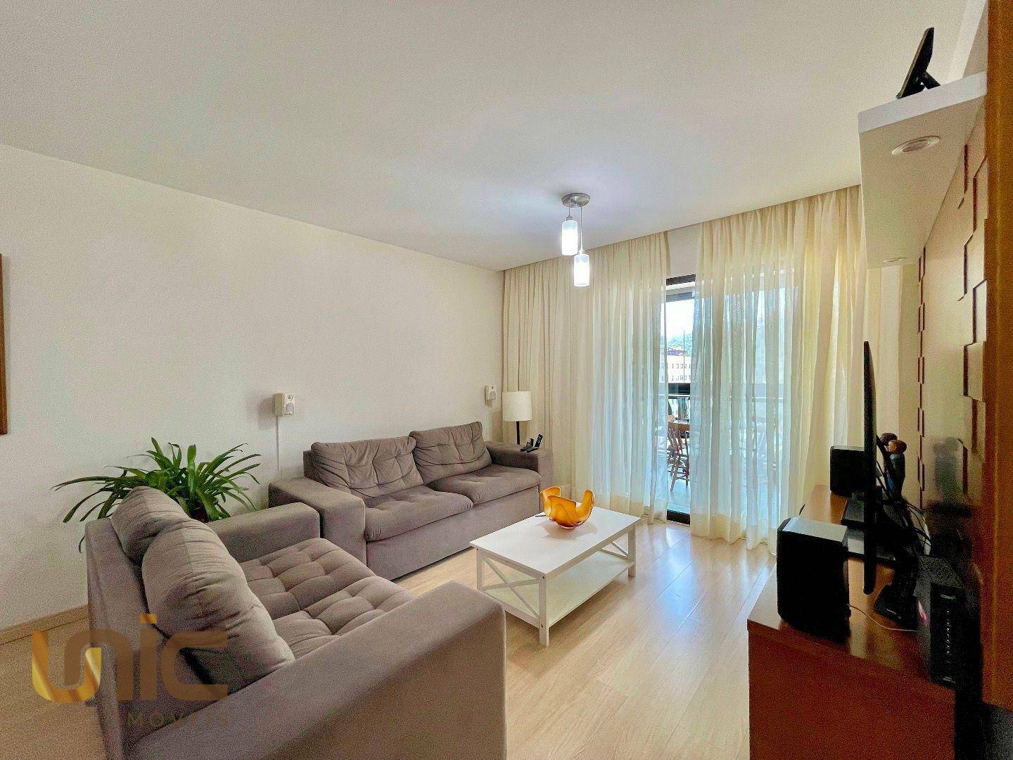 Apartamento à venda com 4 quartos, 145m² - Foto 4