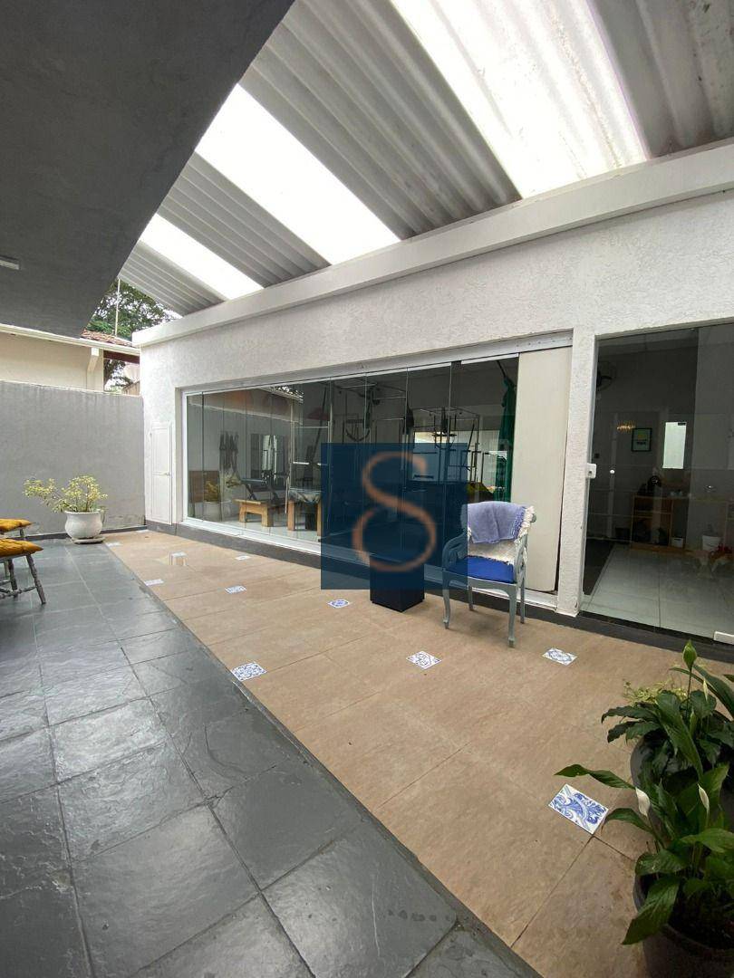 Casa à venda com 4 quartos, 500m² - Foto 35